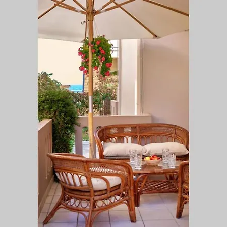 Natasha's Luxury By The Sea Apartment
