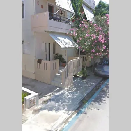 Natasha's Luxury By The Sea Apartment